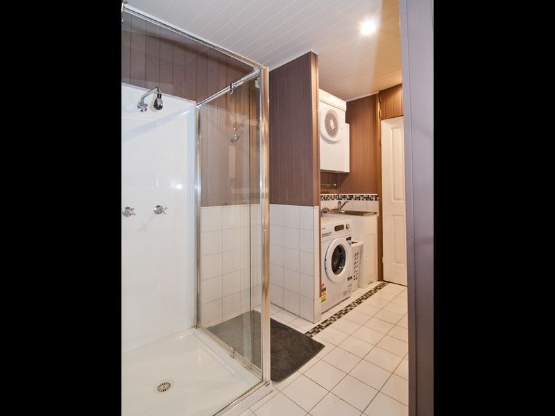 30 Whitehill Road, Newtown QLD 4305