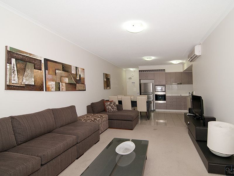 704/11 Ellenborough Street, Woodend QLD 4305