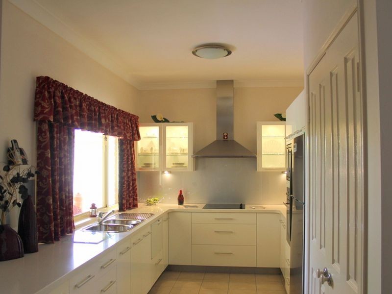 12 Jura Street, Brassall QLD 4305