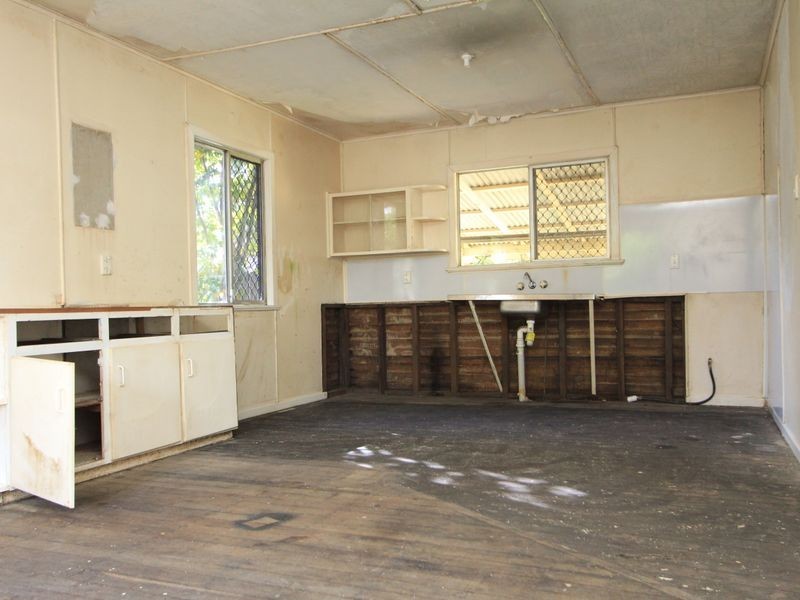 28 Wyndham Street, Tivoli QLD 4305