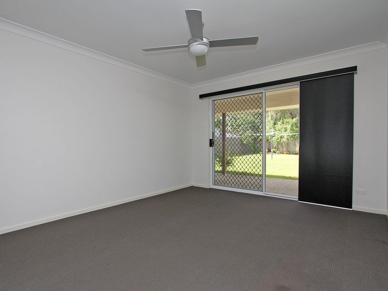 1/42 Wall Street, Bundamba QLD 4304