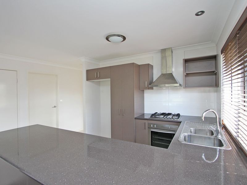 1/42 Wall Street, Bundamba QLD 4304