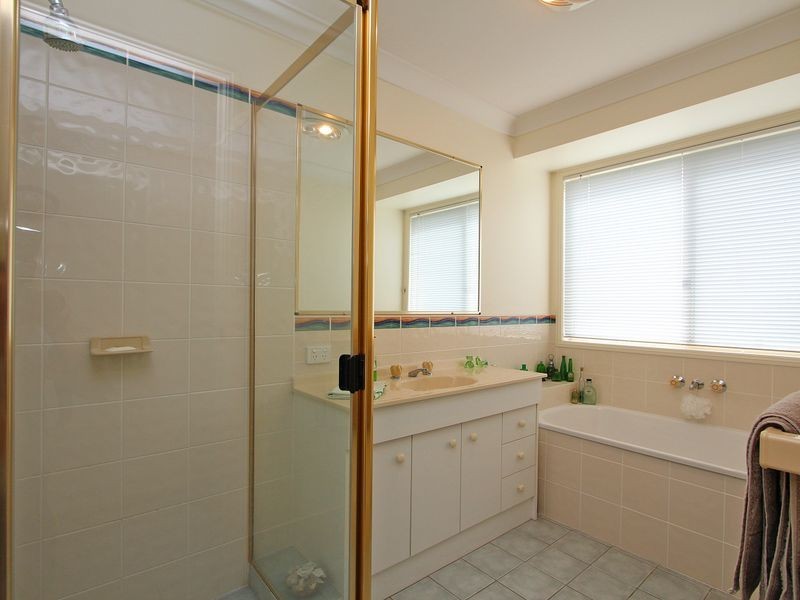 8 Jimbour Court, Brassall QLD 4305