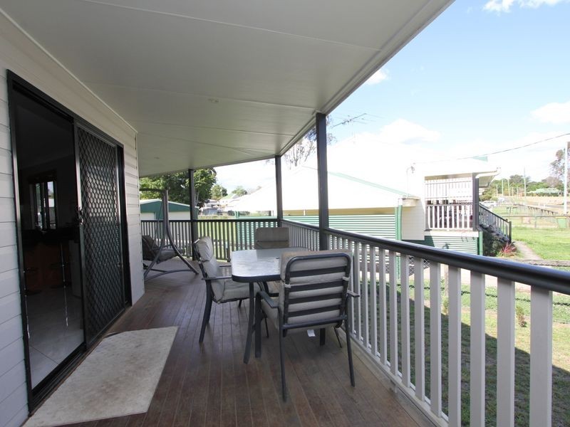 10 Pollock Street, Harrisville QLD 4307