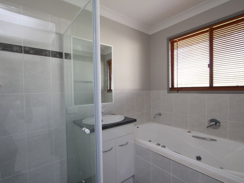 10 Pollock Street, Harrisville QLD 4307