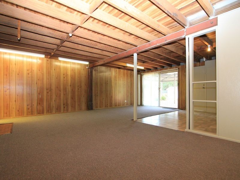 25 Ironbark Crescent, Raceview QLD 4305