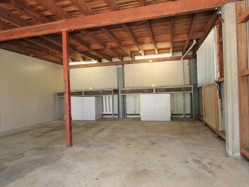 25 Ironbark Crescent, Raceview QLD 4305