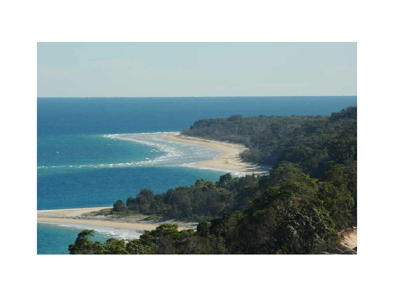 2 Triton Street, Tangalooma QLD 4025