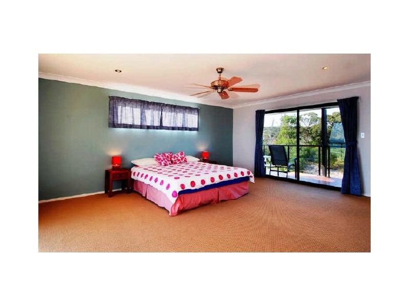 2 Cowry Close, Tangalooma QLD 4025