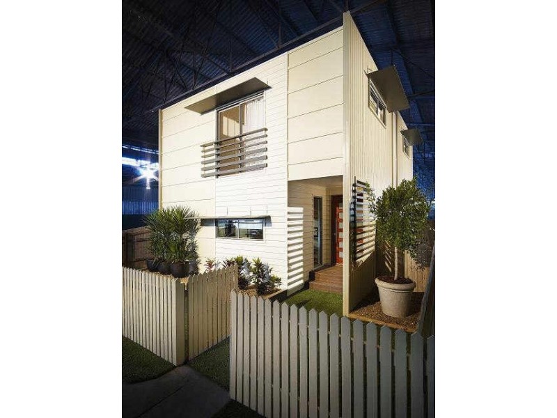 Chalmers Place, North Ipswich QLD 4305
