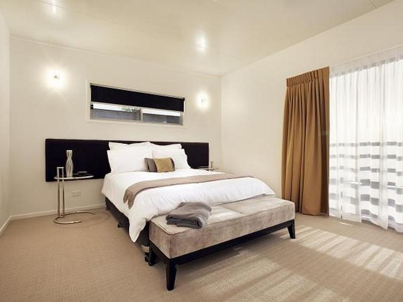 3 Bankswood Drive, Redland Bay QLD 4165