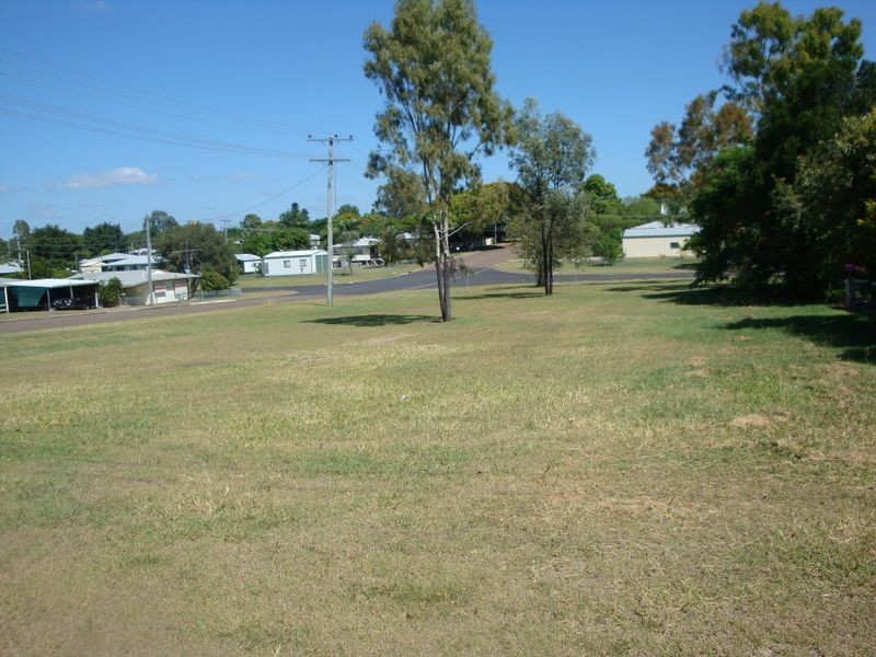 22 (Lot 12 Wenck Street, Moura QLD 4718