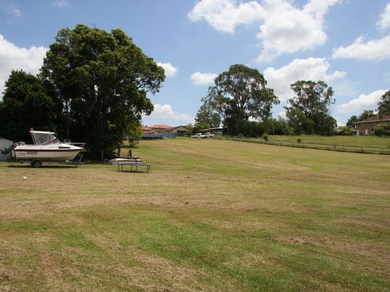 26 Boyd Street, Eagleby QLD 4207