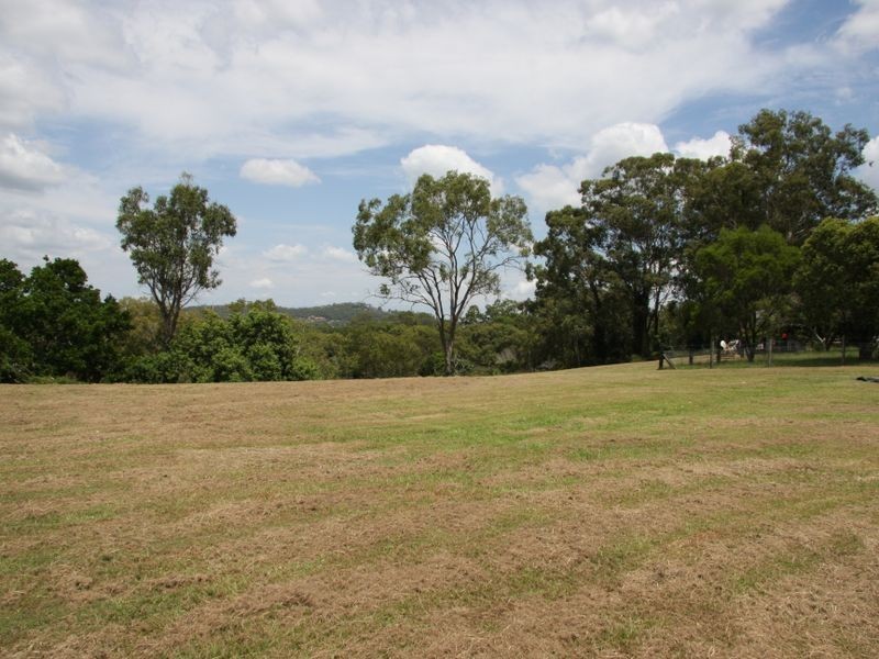 26 Boyd Street, Eagleby QLD 4207