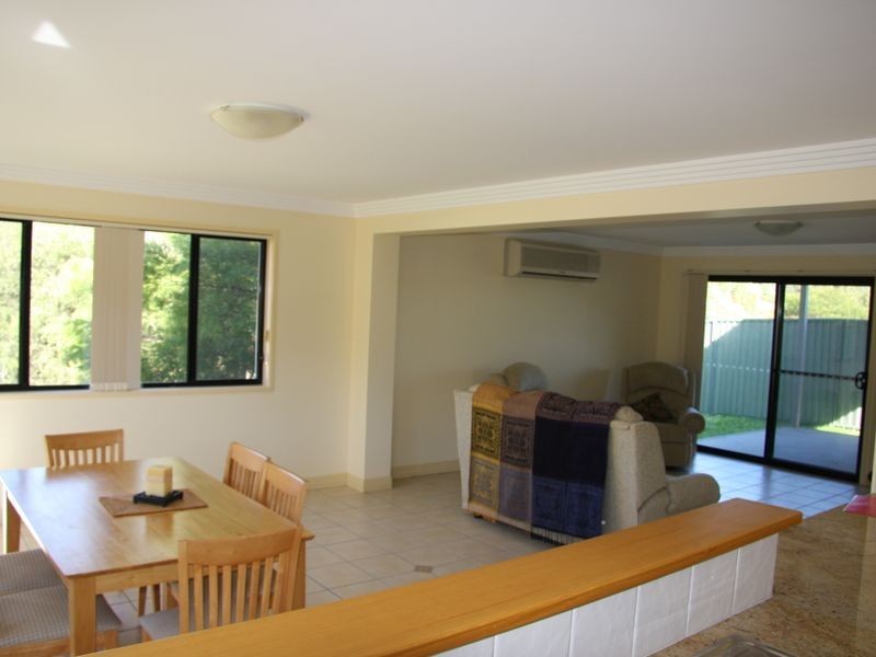 12 Mizen Place, Holland Park West QLD 4121