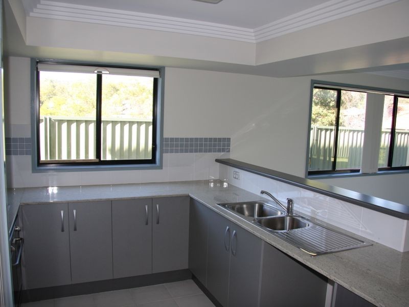 20 Mizen Place, Holland Park West QLD 4121