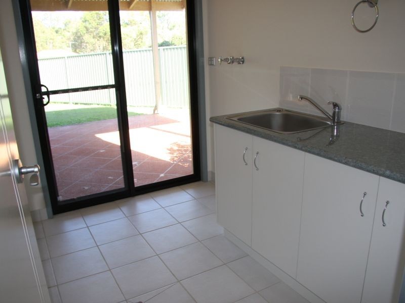 20 Mizen Place, Holland Park West QLD 4121