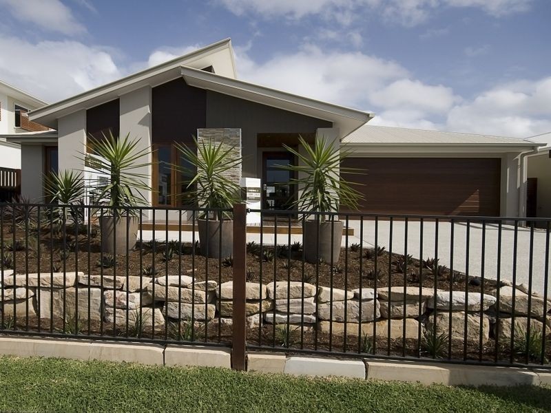 33 Riviera Crescent, Mango Hill QLD 4509