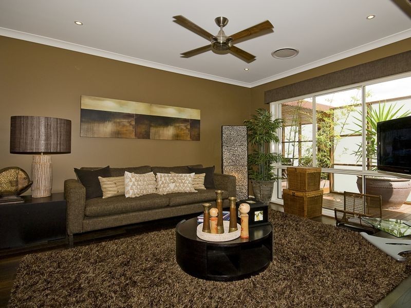 33 Riviera Crescent, Mango Hill QLD 4509