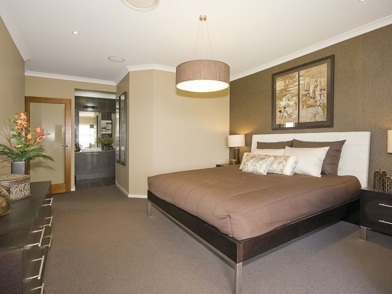 33 Riviera Crescent, Mango Hill QLD 4509