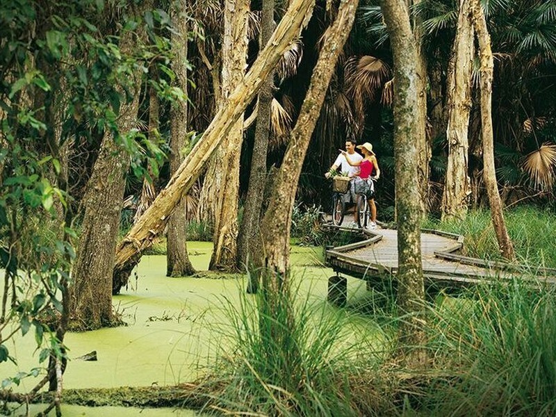 * Couran Cove Resort, South Stradbroke QLD 4216