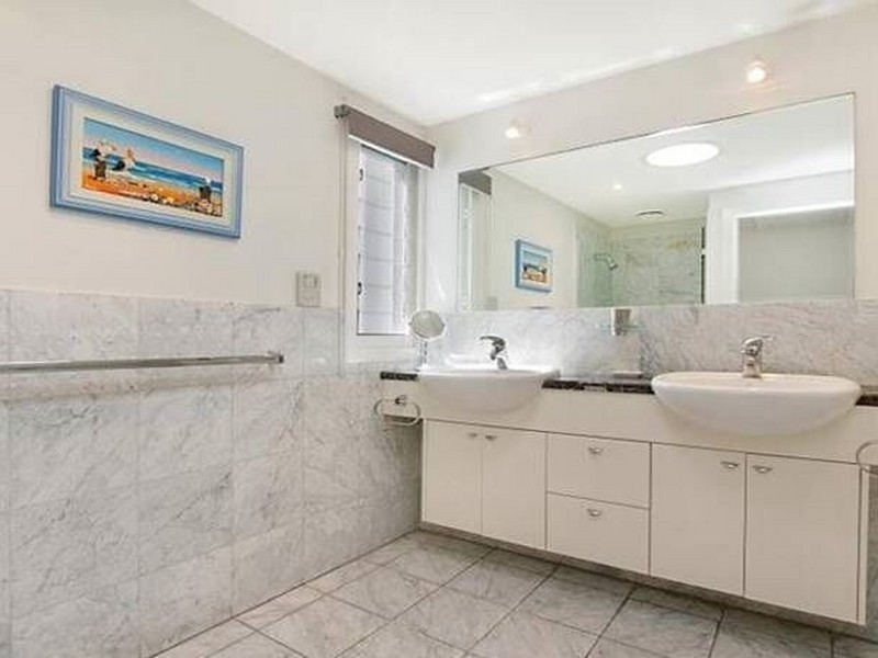 * Couran Cove Resort, South Stradbroke QLD 4216