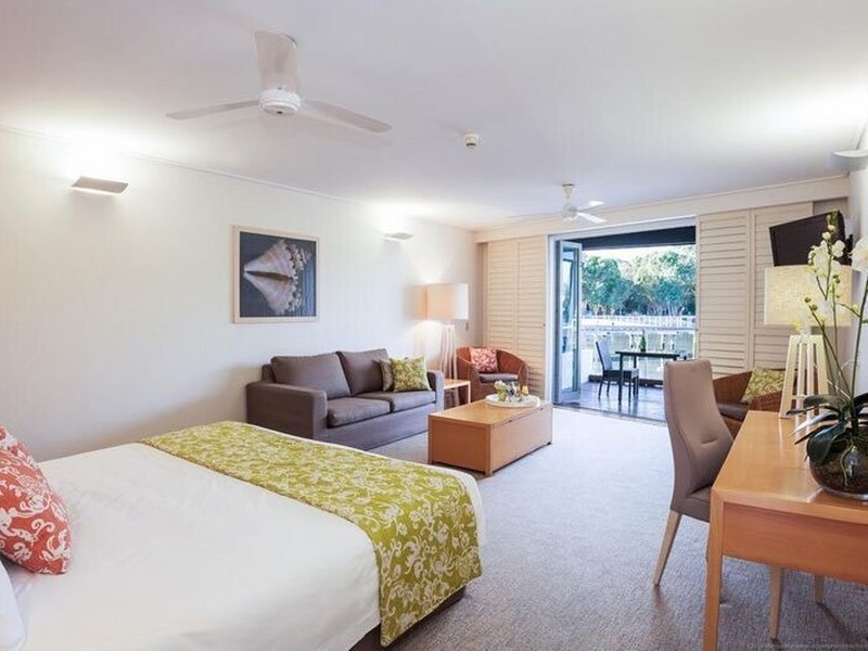 * Couran Cove Resort, South Stradbroke QLD 4216