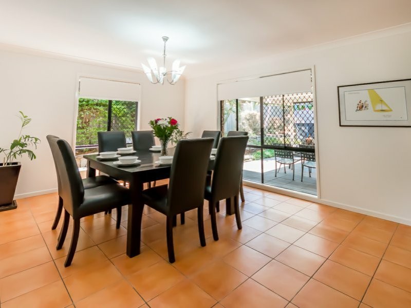 *38 Rokeby Drive, Parkinson QLD 4115