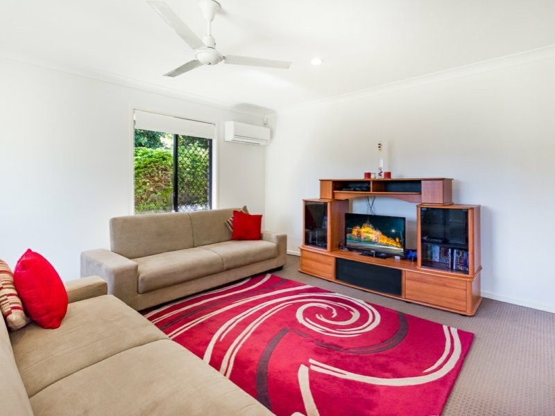 *38 Rokeby Drive, Parkinson QLD 4115