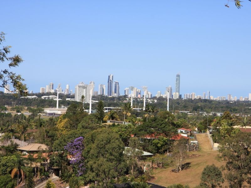 L20 Therese Mary Avenue, Carrara QLD 4211