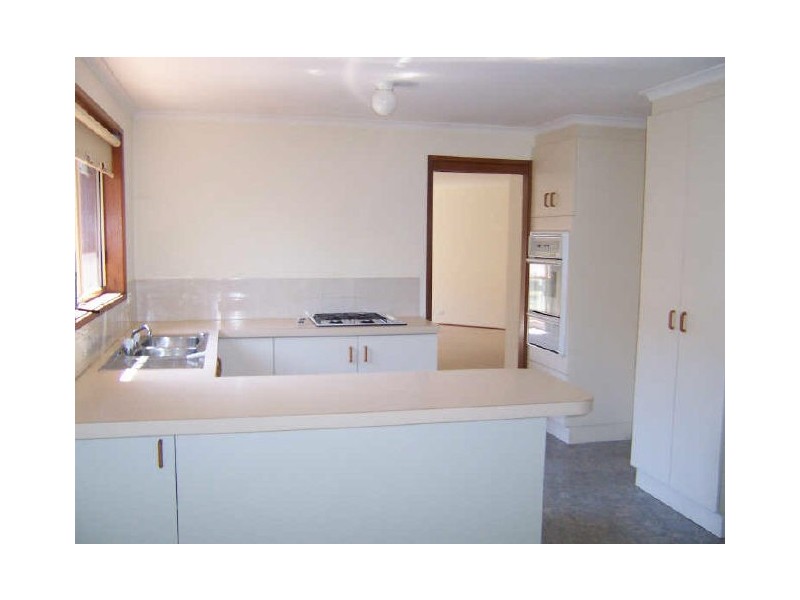 28 Scratchley Place, Monash ACT 2904