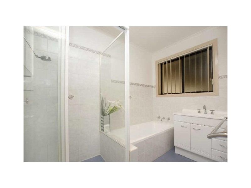 6 Matthews Place, Gowrie ACT 2904