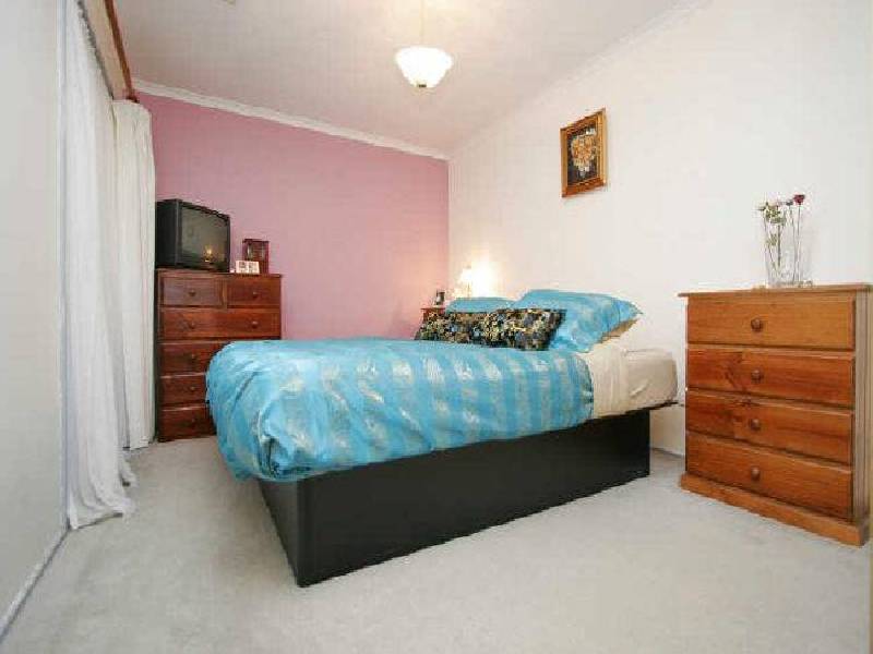 15 Beattie Crescent, Chisholm ACT 2905