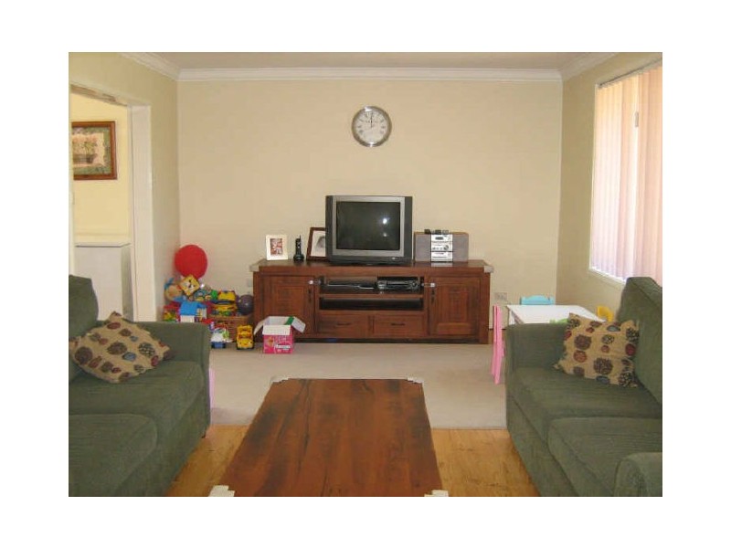 12 Dennes Place, Lyons ACT 2606