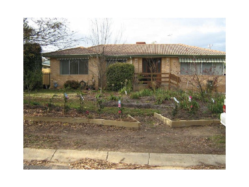 11 Battersby Circuit, Kambah ACT 2902