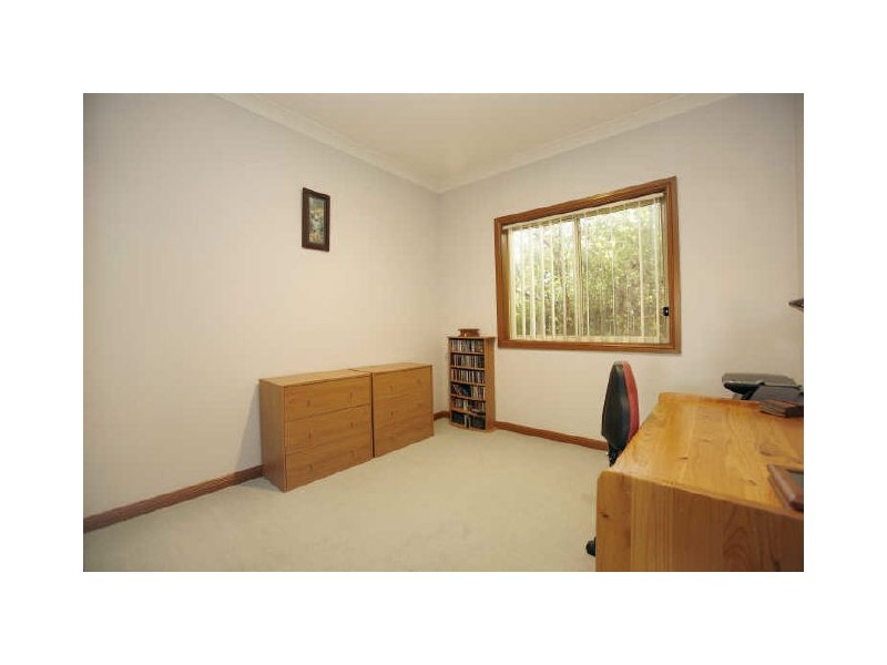 16 Armbruster Street, Gordon ACT 2906