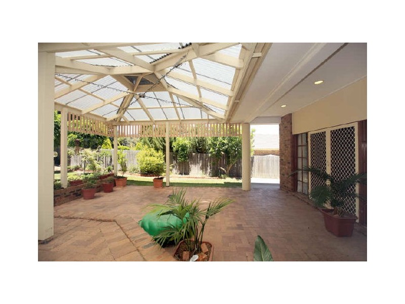 16 Armbruster Street, Gordon ACT 2906