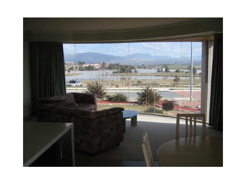 2 Rollins Place, Gordon ACT 2906