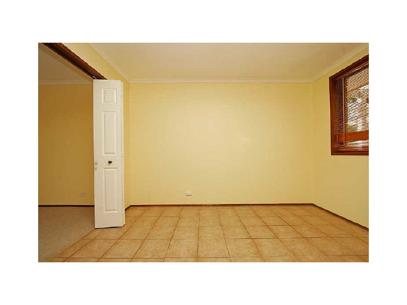 1 Crichton Crescent, Kambah ACT 2902