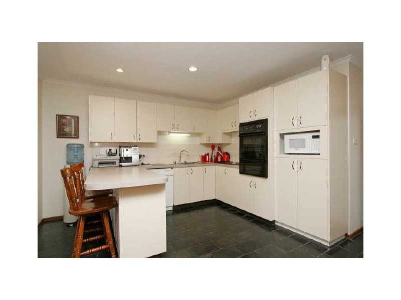 8 Zadow Place, Richardson ACT 2905