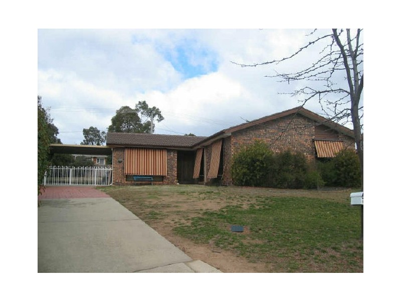 40 Maharatta Circuit, Isabella Plains ACT 2905