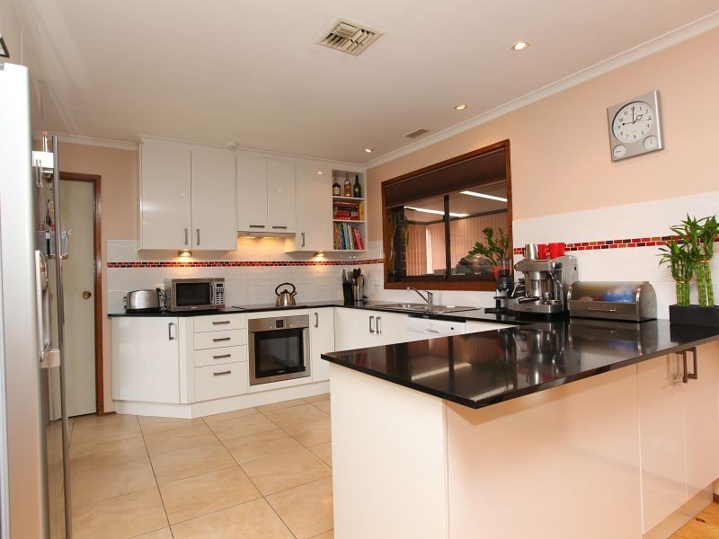 12 Stacy Street, Gowrie ACT 2904