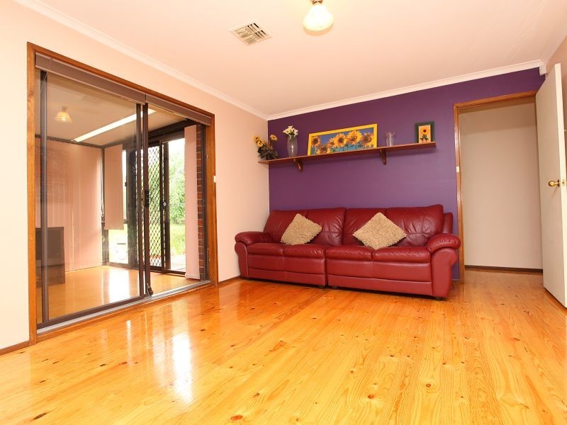 12 Stacy Street, Gowrie ACT 2904