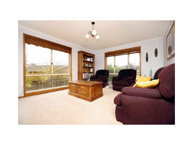 7 Menzies Court, Banks ACT 2906