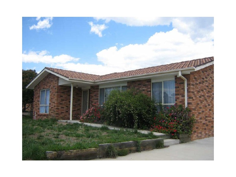 42 Pockett Avenue, Banks ACT 2906
