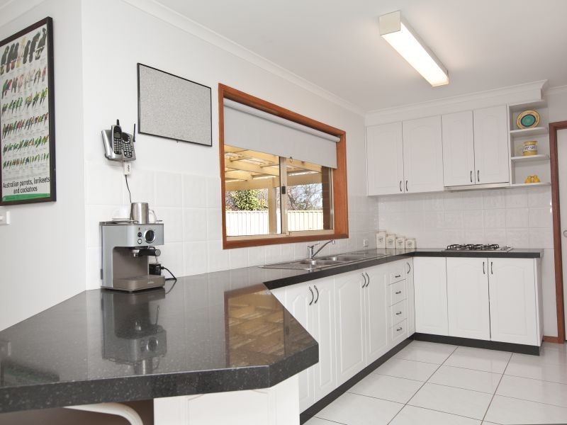 33 Kingscote Crescent, Bonython ACT 2905