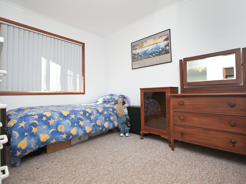 33 Kingscote Crescent, Bonython ACT 2905