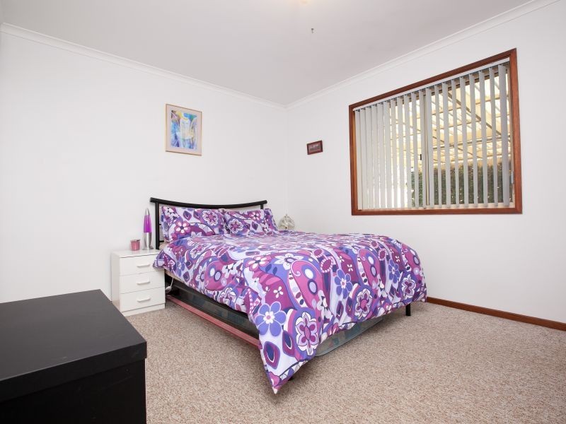 33 Kingscote Crescent, Bonython ACT 2905