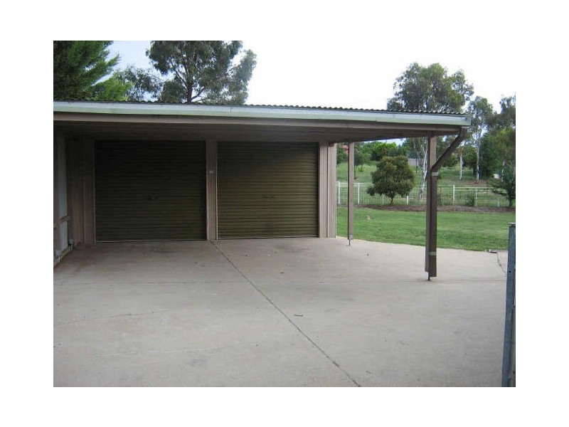 4 Southwood Retreat, Bonython ACT 2905