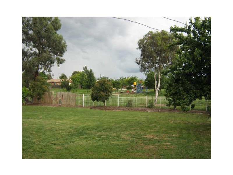 4 Southwood Retreat, Bonython ACT 2905